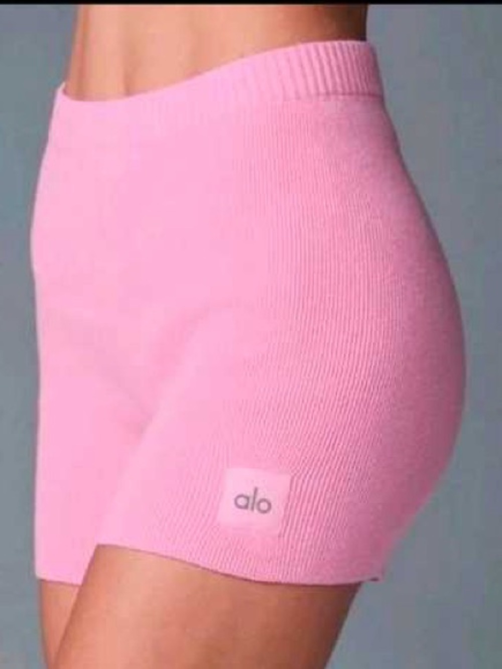 Alo yoga pink knit shorts size small